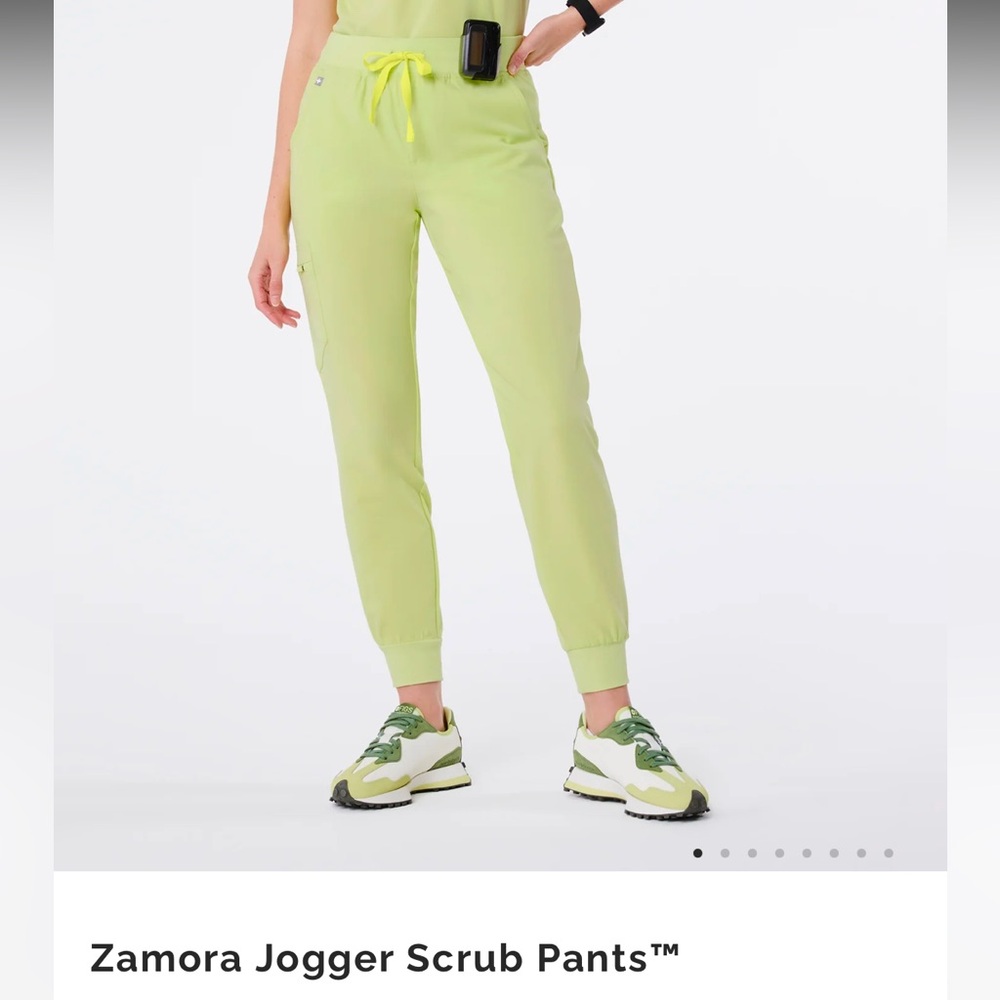 FIGS- Zamora scrub pants SEA MIST COLOR size large